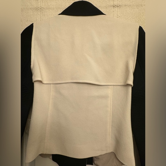 Aritzia Wilfred Montesson Crepe Jacket / Blazer - black & white / cream - Picture 7 of 16
